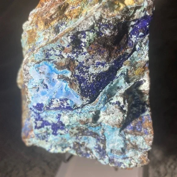 Raw crystal- mineral- chrysocolla LARGE.            5”x4”x2.5” w/ AZURITE - Picture 6 of 7